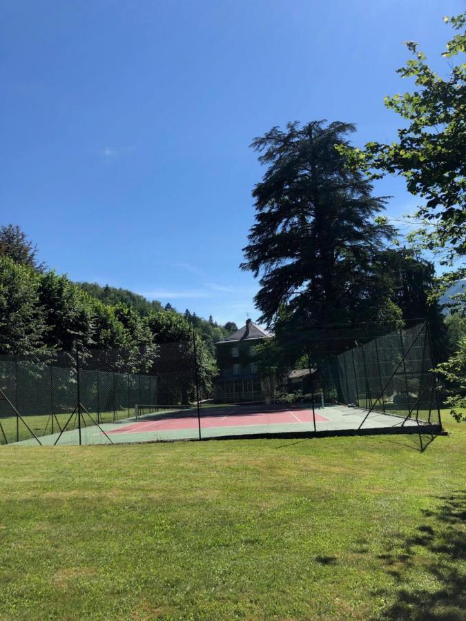 Le Clos Du Tulipier La Chapelle-du-Bard Exteriör bild