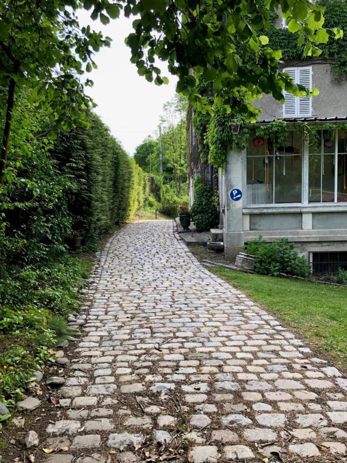 Le Clos Du Tulipier La Chapelle-du-Bard Exteriör bild