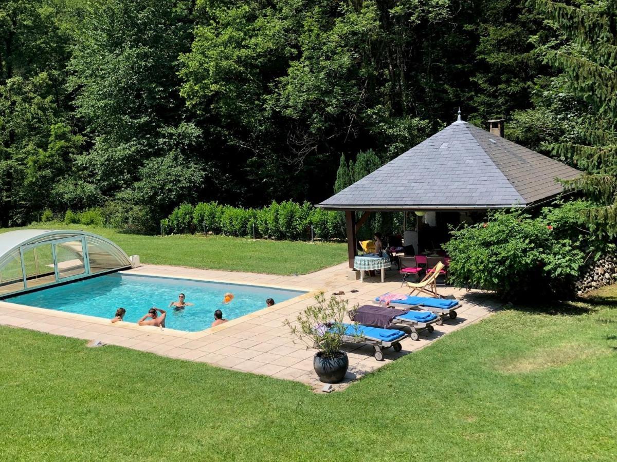 Le Clos Du Tulipier La Chapelle-du-Bard Exteriör bild