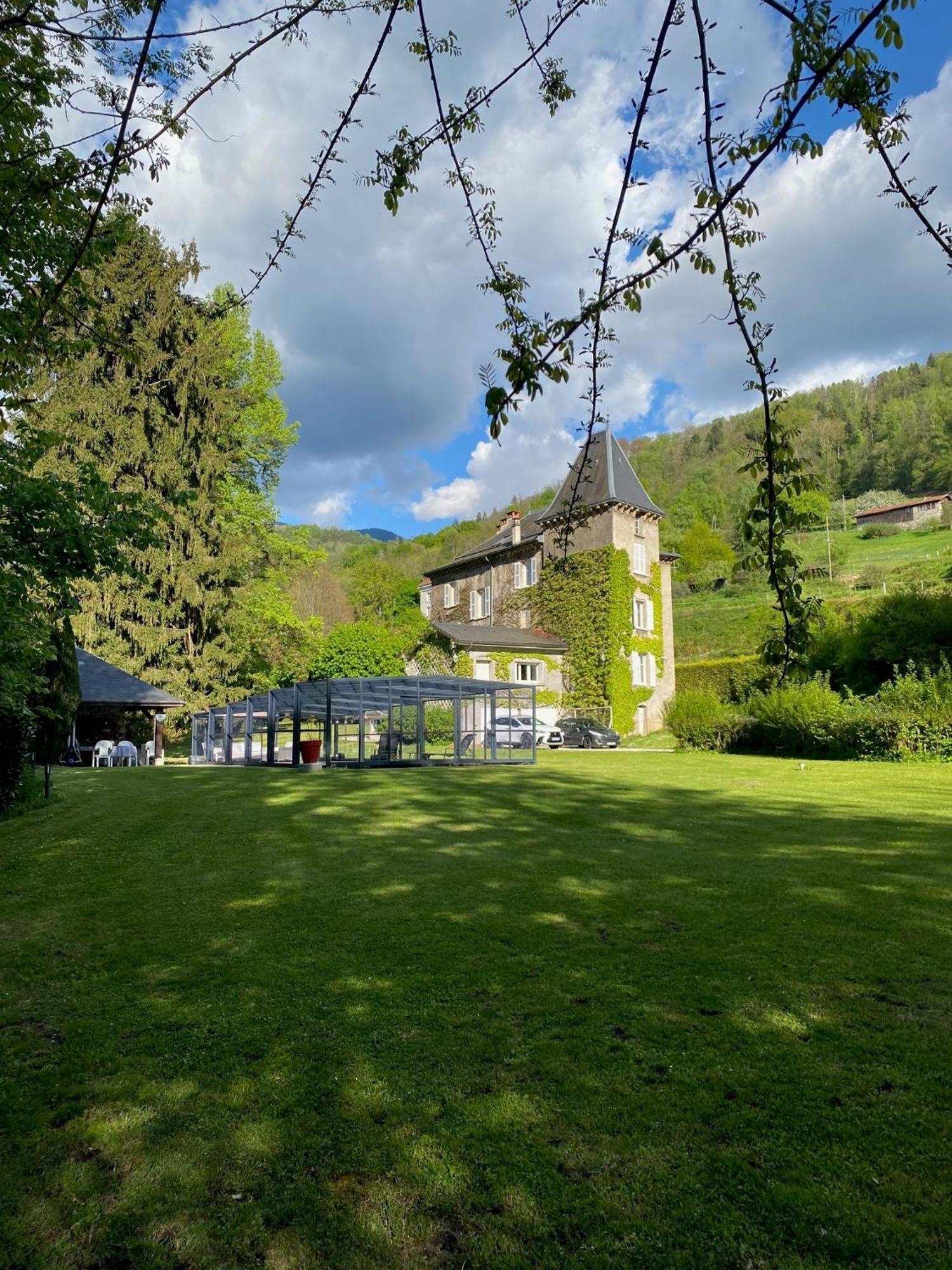 Le Clos Du Tulipier La Chapelle-du-Bard Exteriör bild
